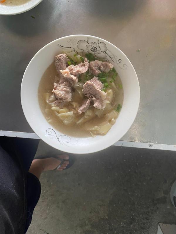 Hoành Thánh Thịt